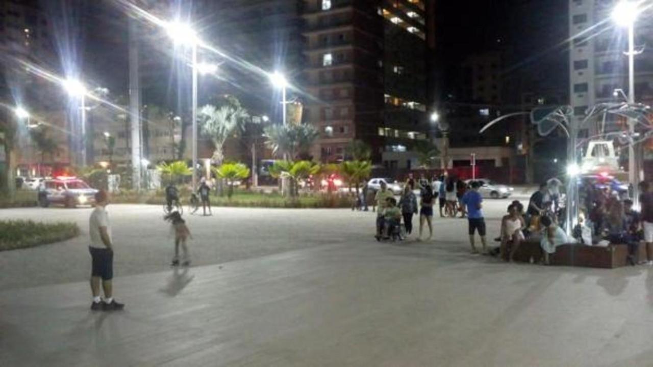 Ape Temporada Praia Grande Sp Completo Com Piscina, Churrasqueira, Estacionamento Exteriér fotografie